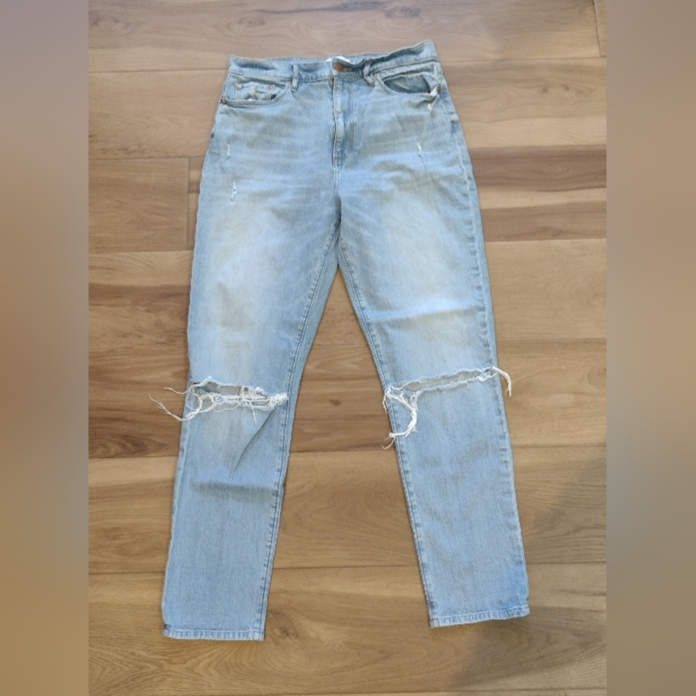Light Blue Distressed Women Jeans